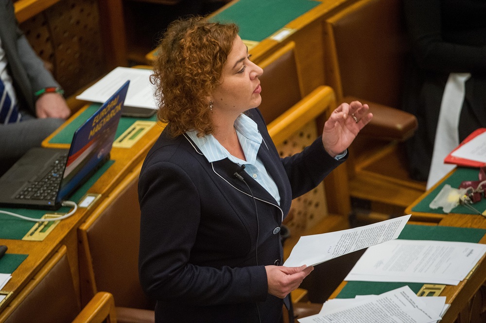 Az ellenzék érvénytelennek tartja a szavazást