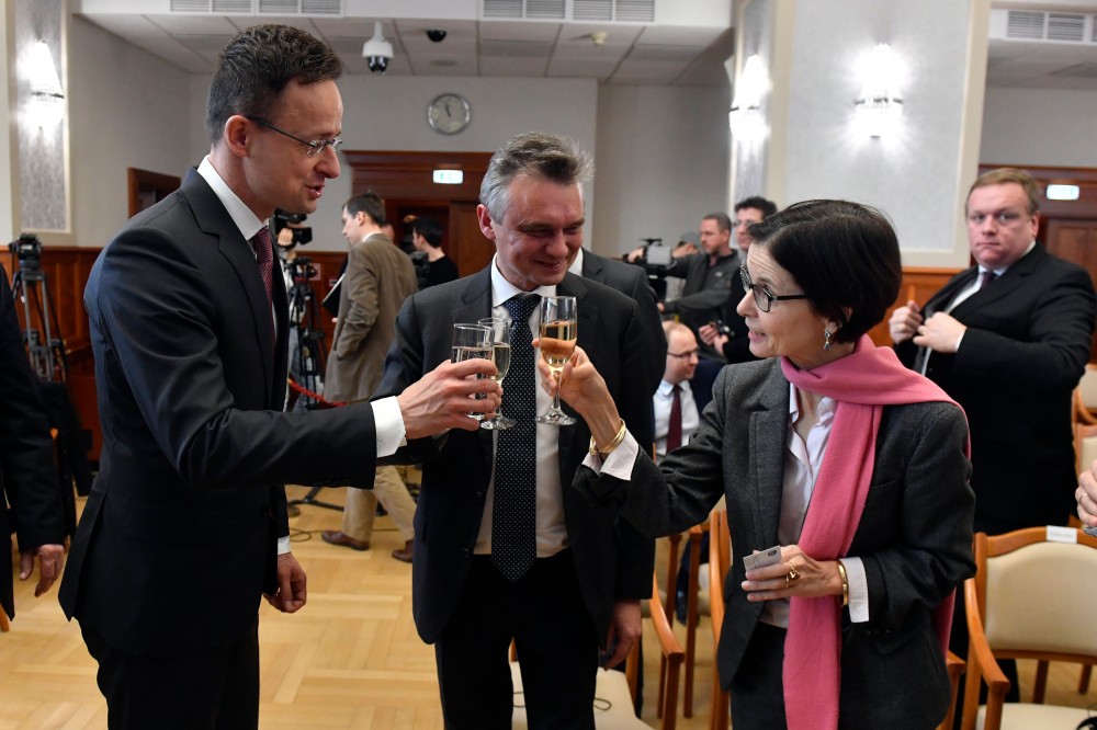 Tízmilliárdos beruházás Monoron