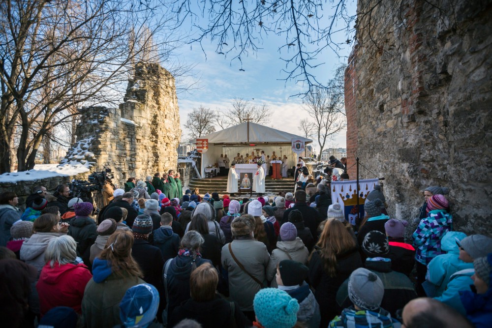 Erdő Péter a Margitszigeten tart szentmisét