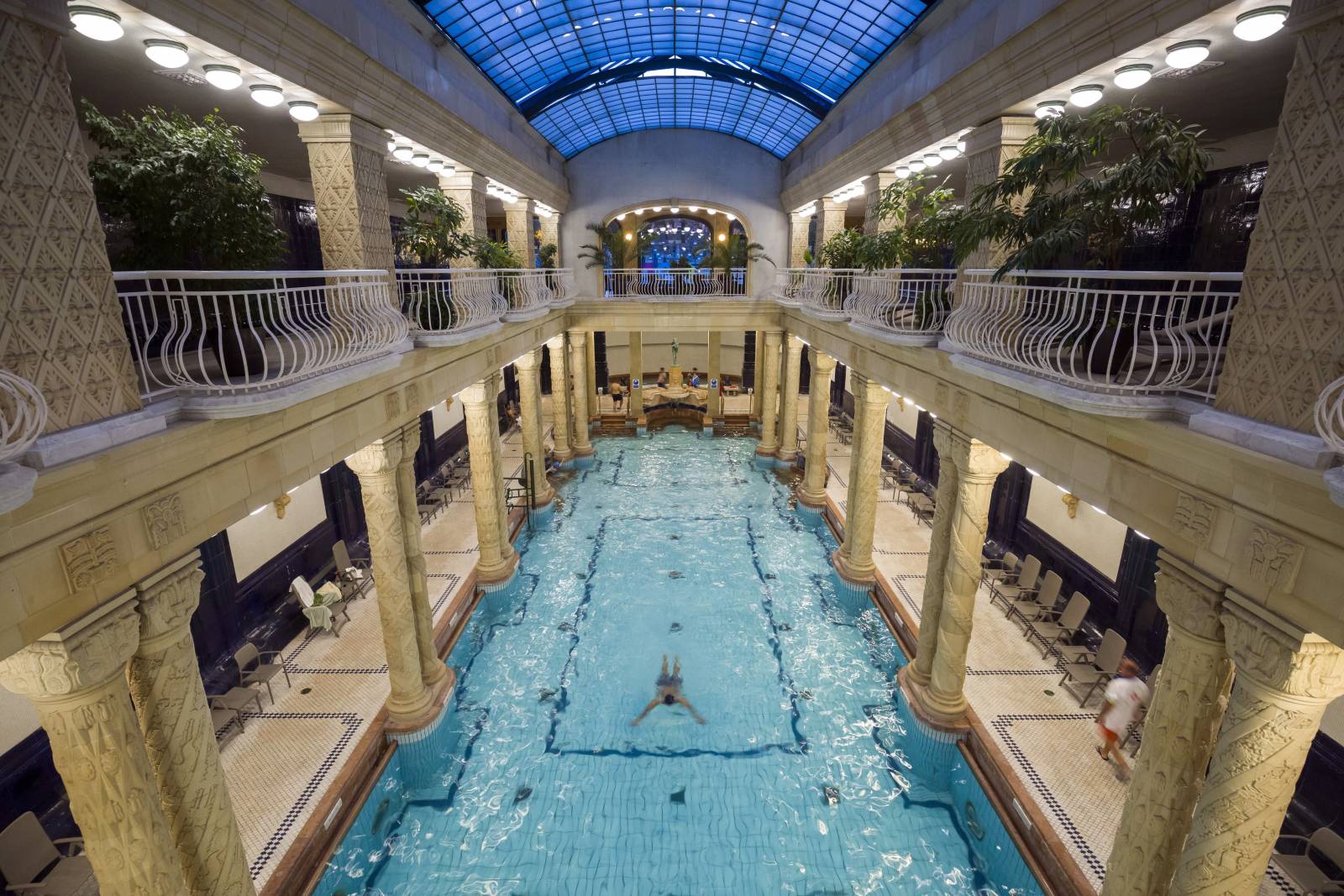 4,5 millió vendég kereste fel a budapesti fürdőket