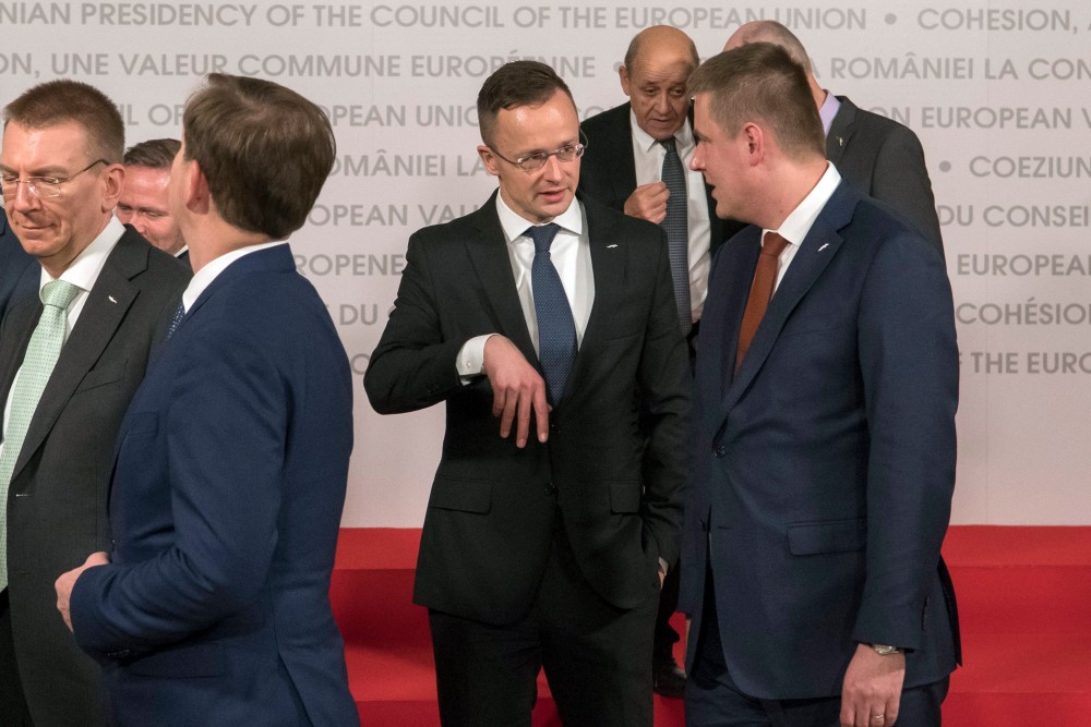 Meg kell akadályozni a migrációs csatorna kialakítását