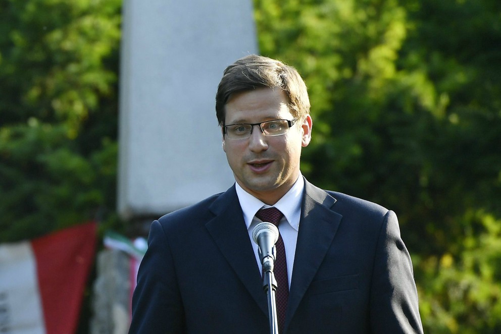 Nálunk nem szokás a kocsmai stílus