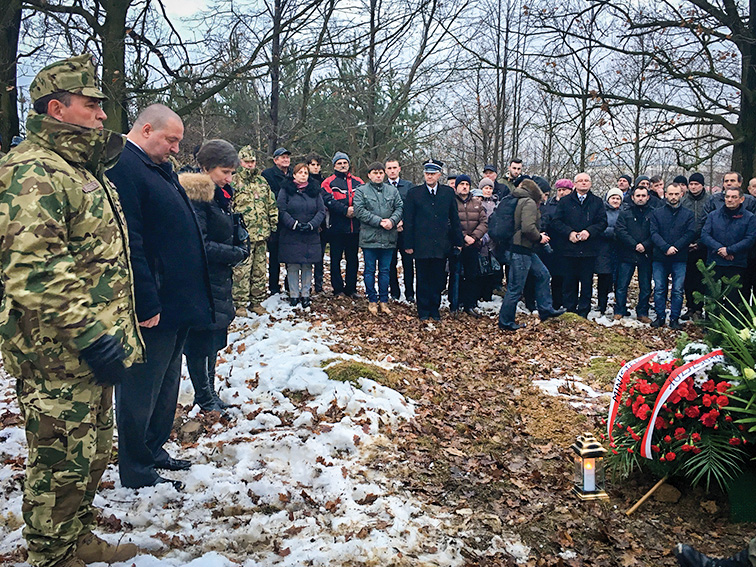 Kiállni hitünkért és hazánkért