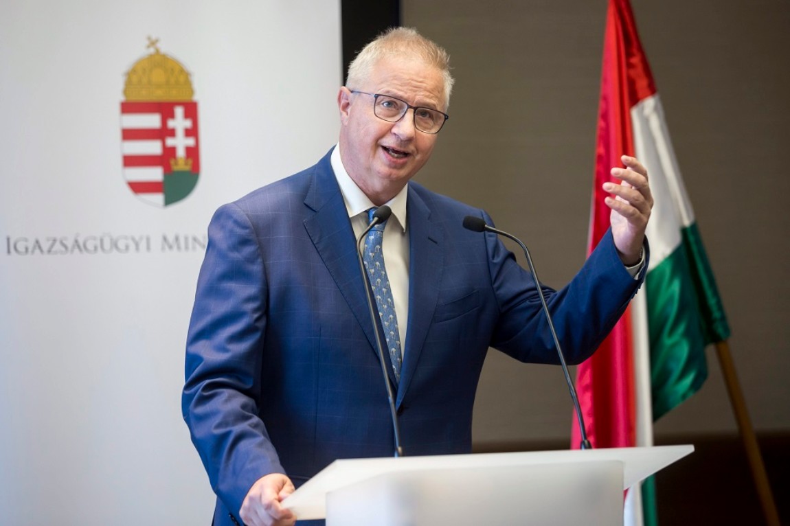 Trócsányi László kiállt a magyar igazságszolgáltatás mellett