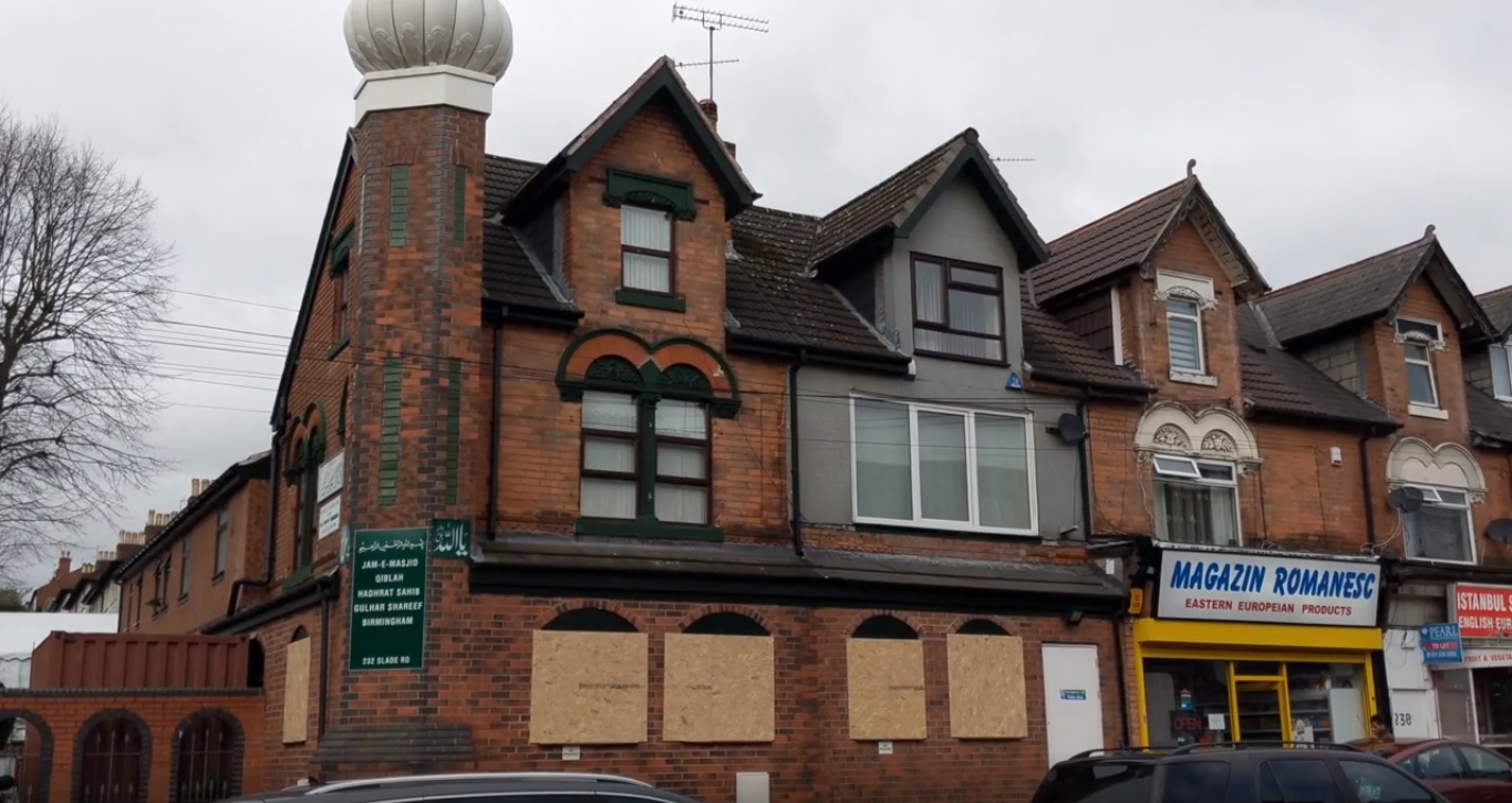 Öt mecsetet megrongáltak Birminghamben
