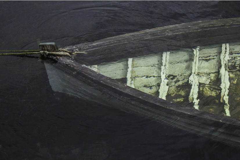 Elsüllyedt egy migránshajó