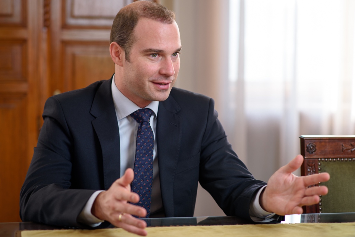 A kormány korrekt együttműködésre törekszik a fővárossal