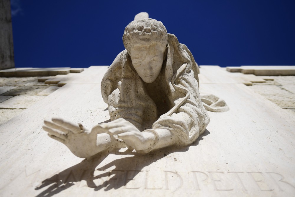 Hatvan éve végezték ki Mansfeld Pétert