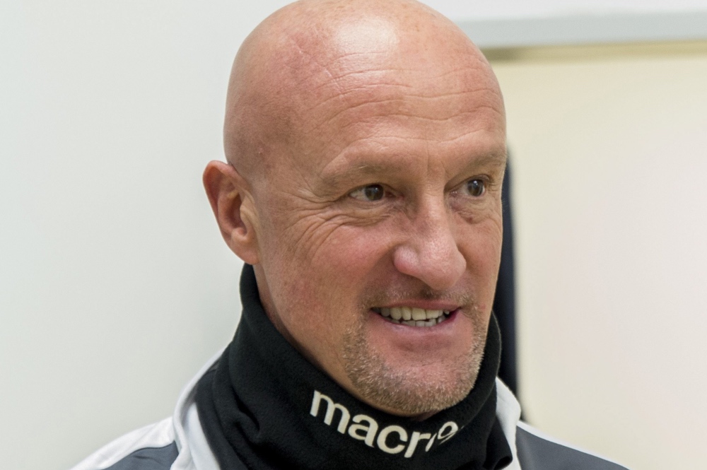 Rossi változtat a kezdőcsapaton