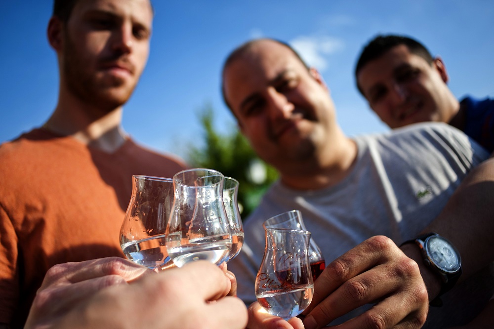 Nem támogatjuk az otthoni pálinkafőzés megadóztatását