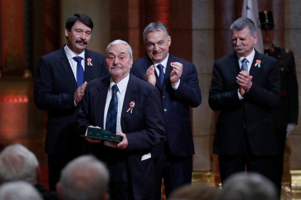 Kitüntették lapunk publicistáját