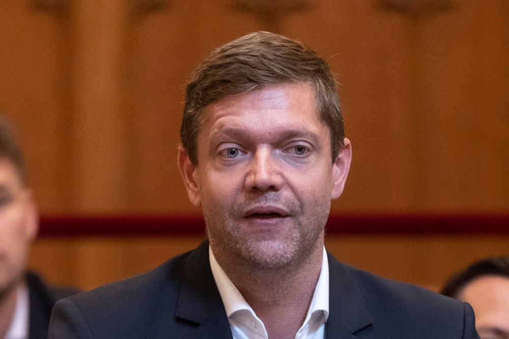 A szocik szerint ők képviselik a magyar érdekeket