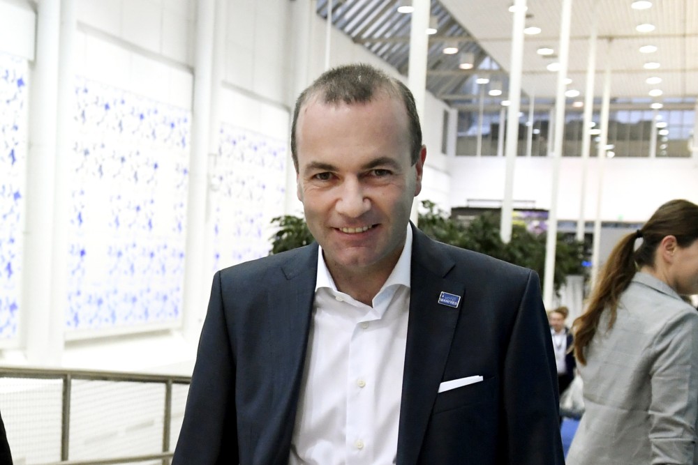 Weber ma is fenyegetőzött egyet