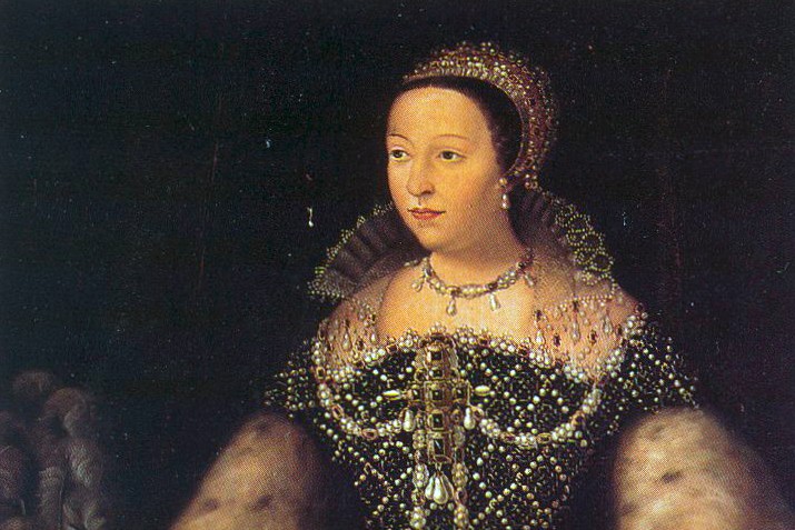 Ötszáz éve született a cselszövő királyné