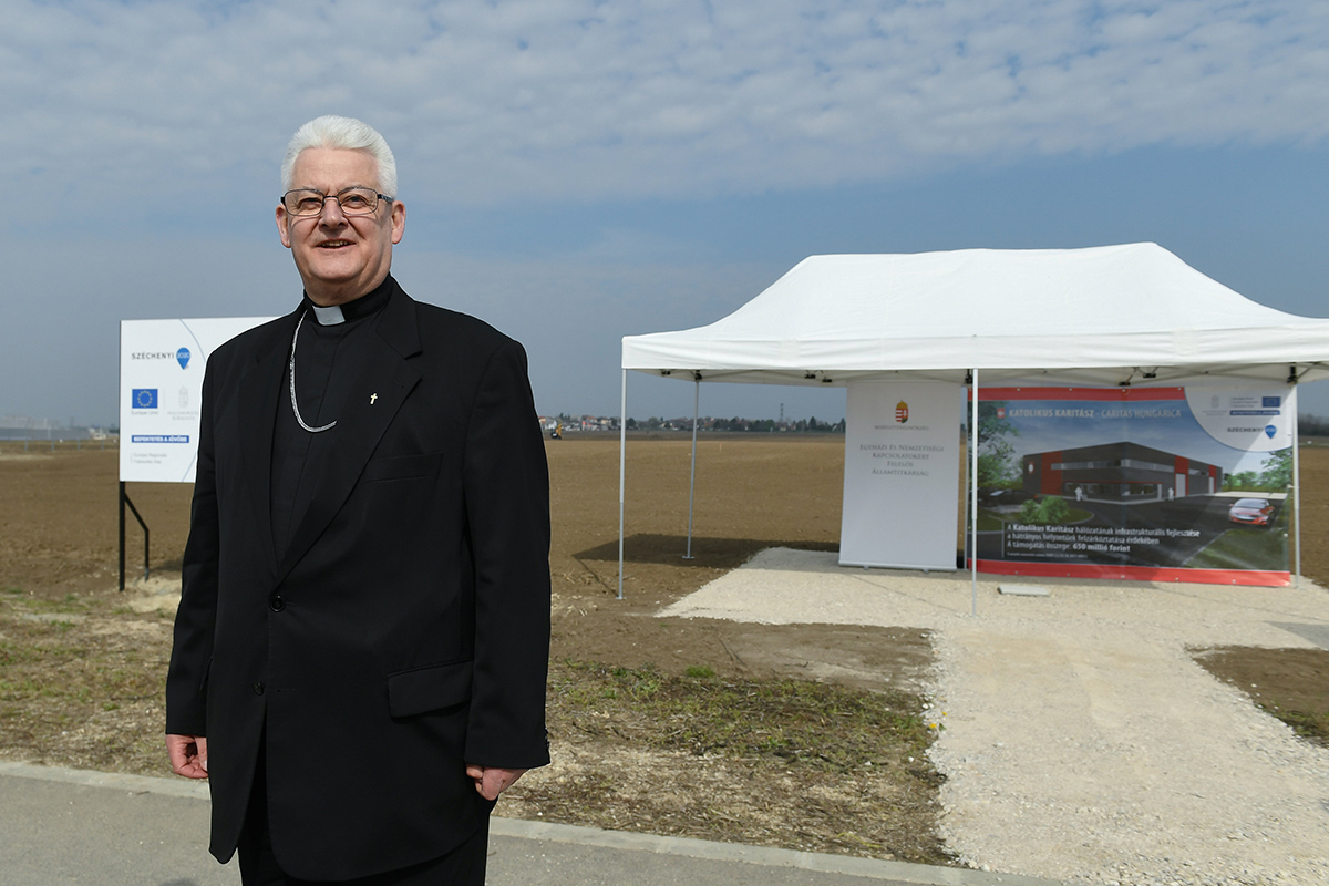 Letették a Katolikus Karitász új központjának alapkövét