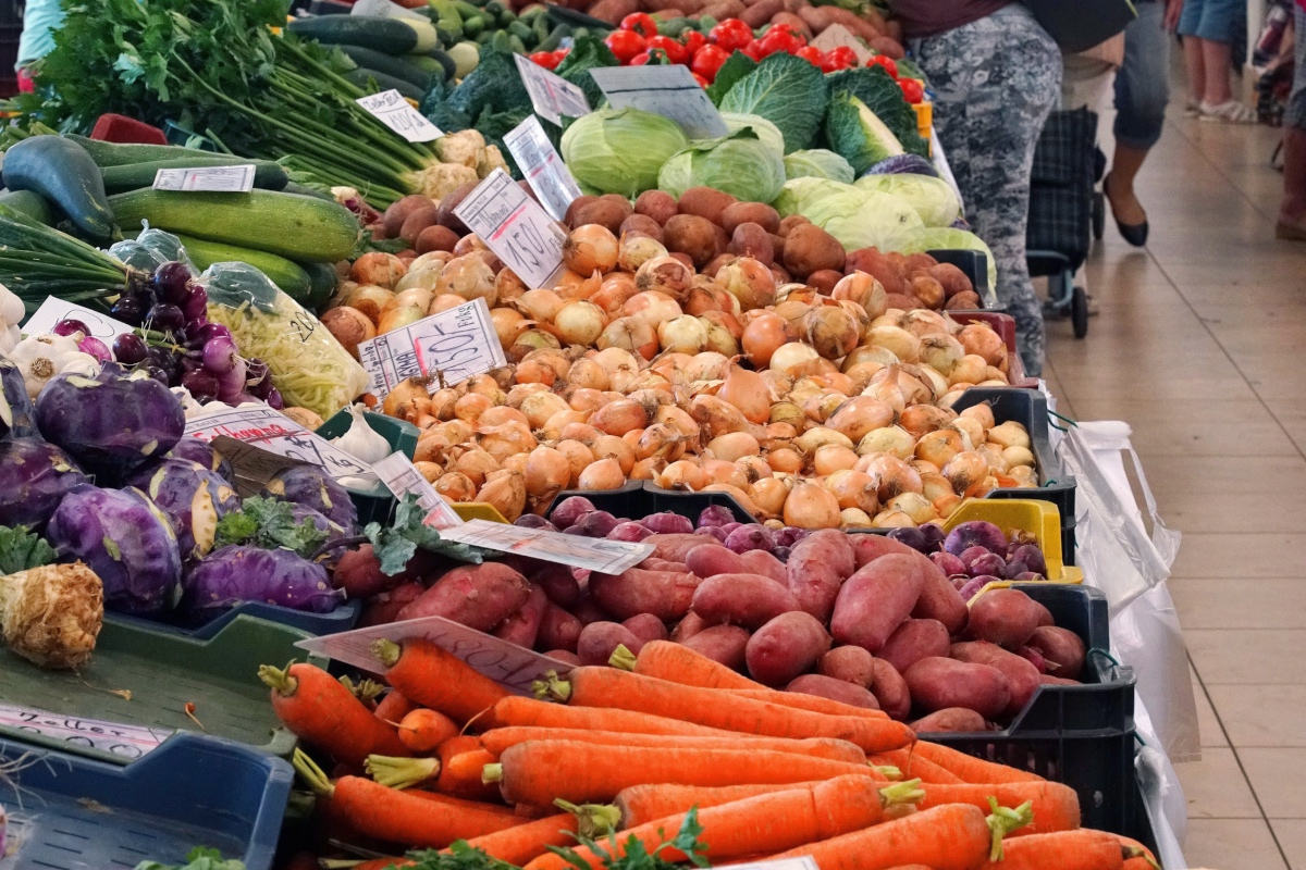 Kampányt indított a zöldség-gyümölcs pazarlása ellen a Nébih