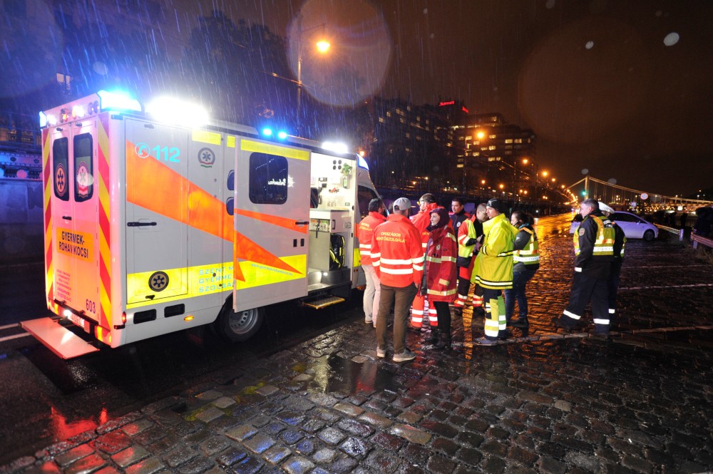 Meghallgatták a turistahajó cégvezetését