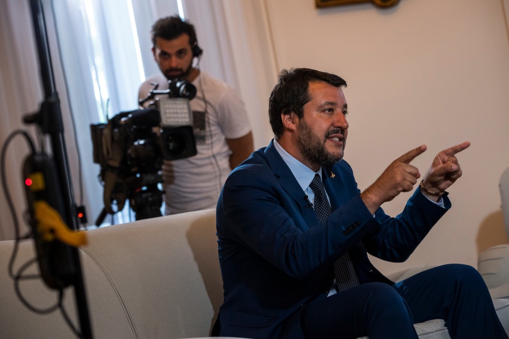 Továbbra is magasan vezet Salvini pártja