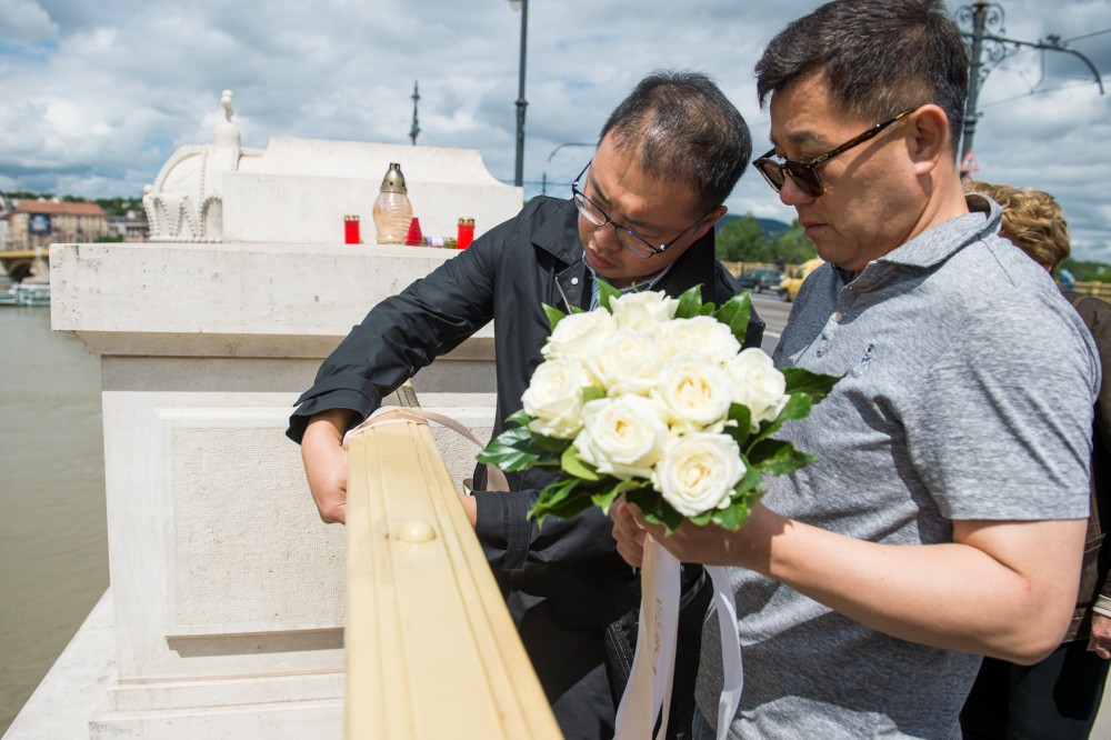 Tagad a szállodahajó kapitánya