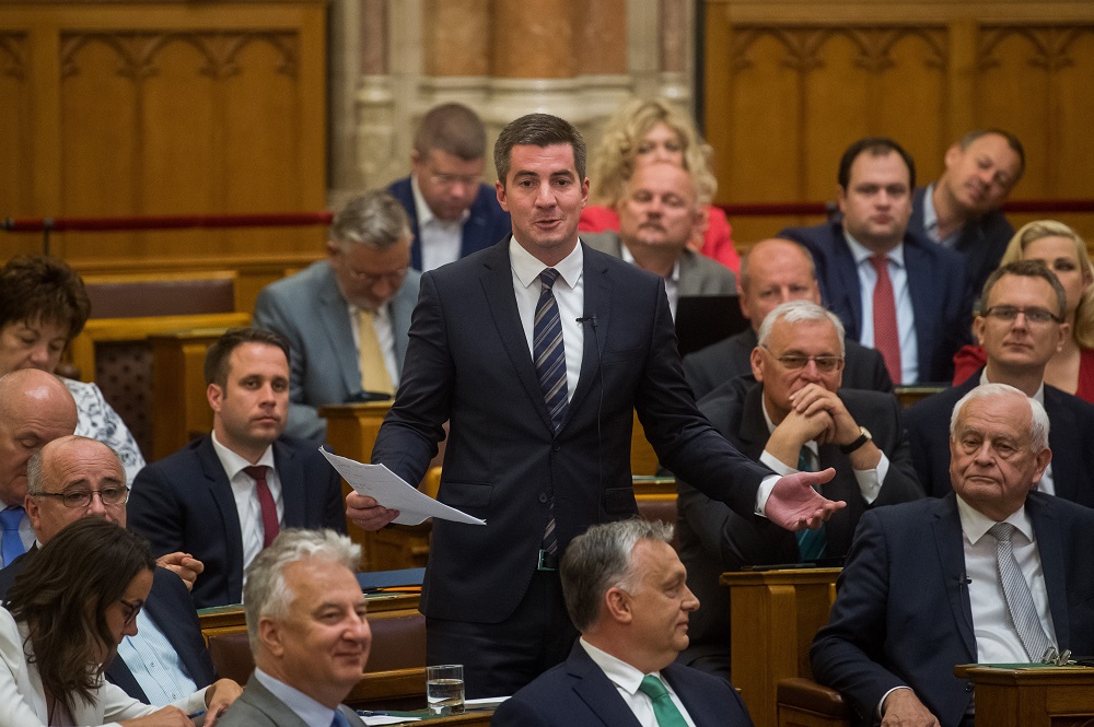 Kocsis Máté jól helyretette az ellenzéket (videóval)