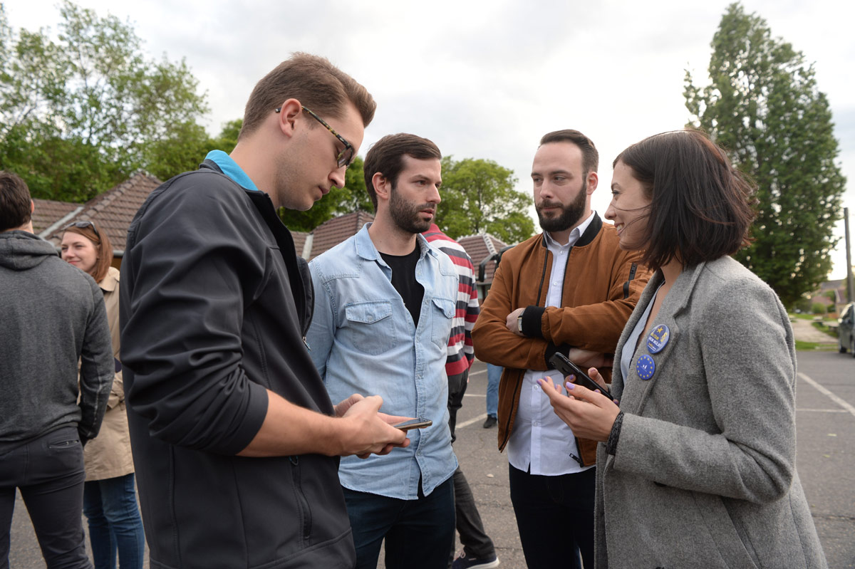 Pár tucat momentumos zavarta meg a Mi Hazánk tüntetését