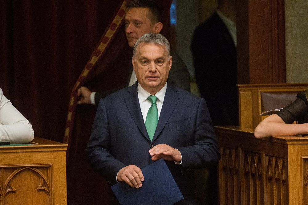 Orbán Viktor levele a fideszes képviselőknek és polgármestereknek