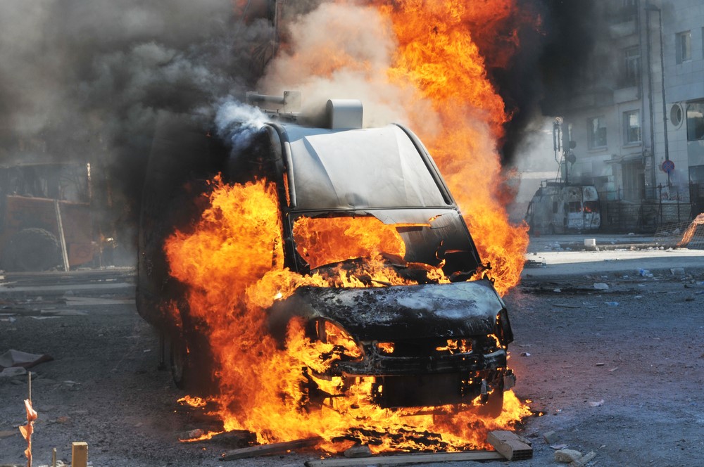 Öngyilkos merénylő végzett több emberrel Mogadishuban