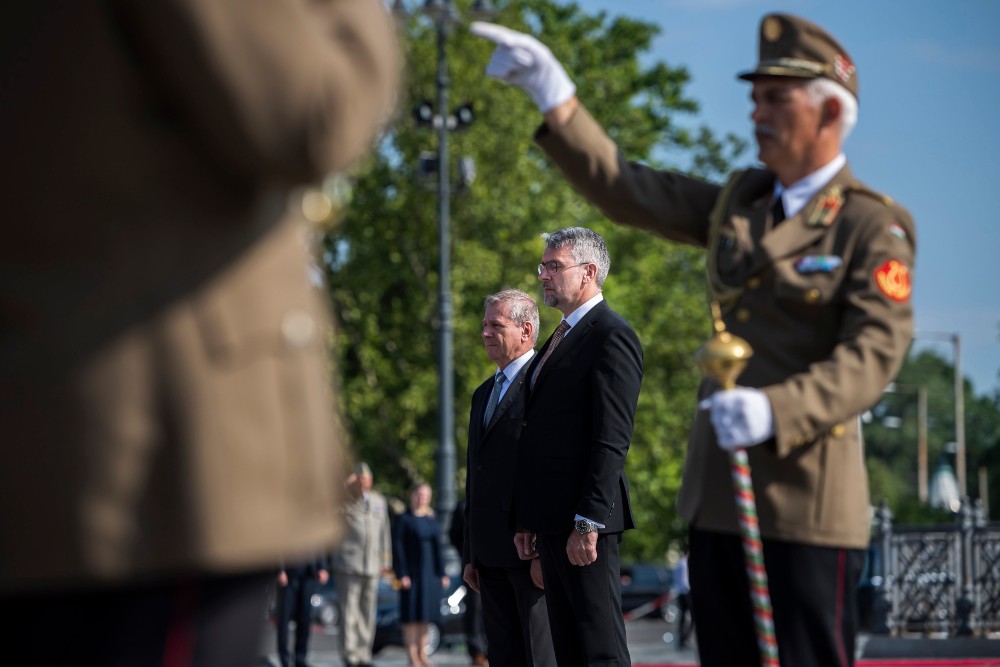 Cseh-magyar védelmi együttműködésről tárgyaltak
