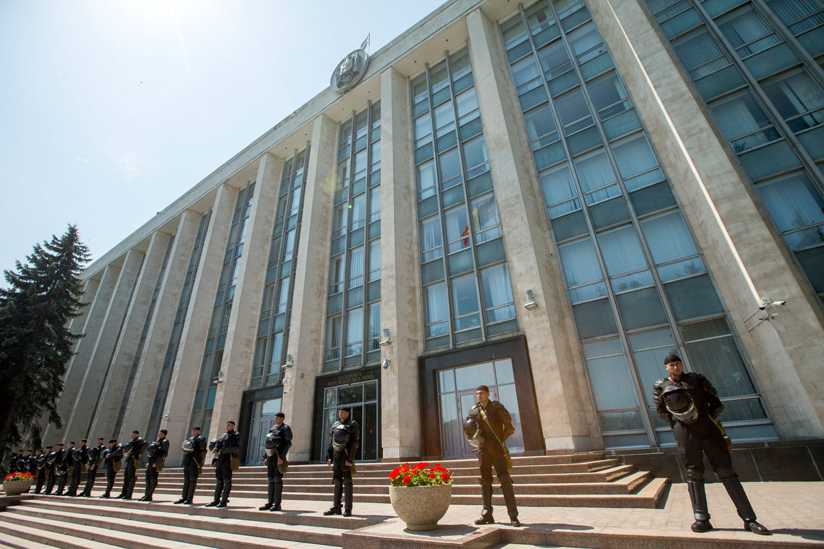 Románia elismerte az új moldovai kormányt