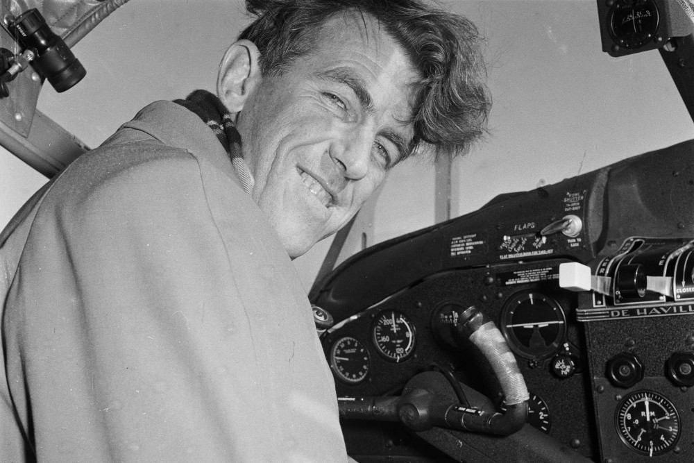 Száz éve született a Mount Everest meghódítója