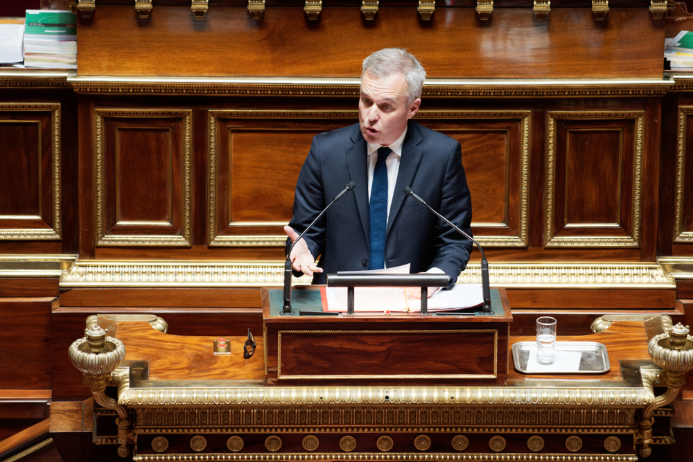 Lemondott a luxuskiadásokkal vádolt miniszter