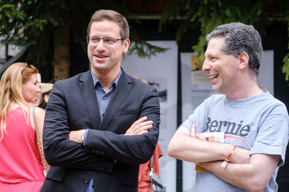 A konzervatív pártok szerepeltek a legjobban