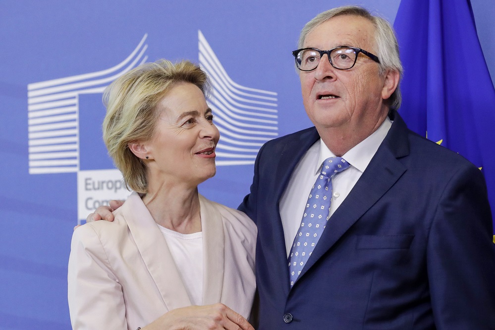 Elfogadták az új bizottság összetételére vonatkozó javaslatot