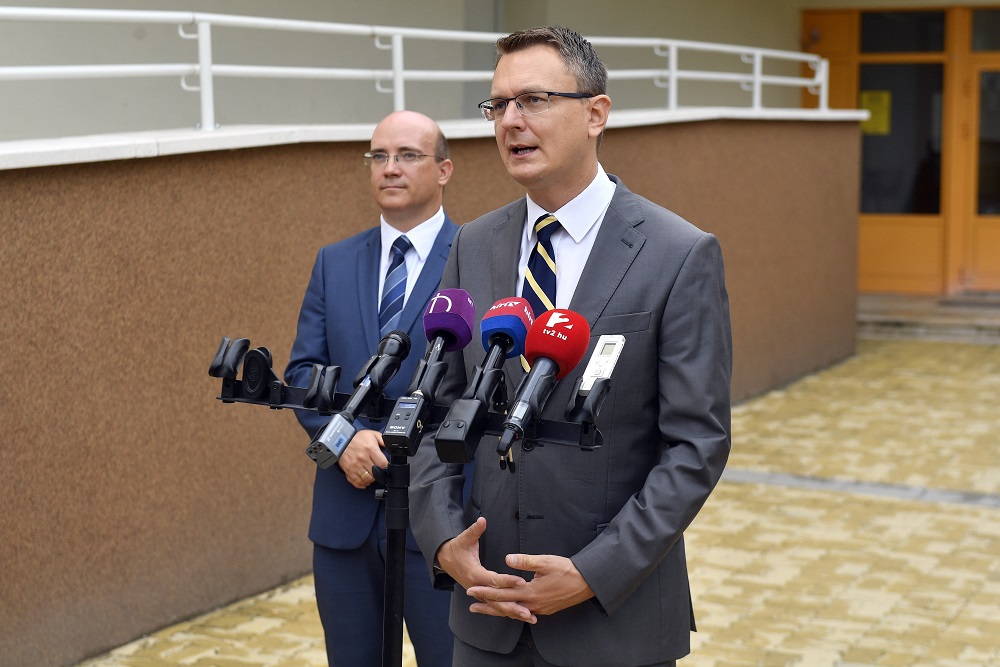 Számos kormányzati intézkedés segíti a tanévkezdést