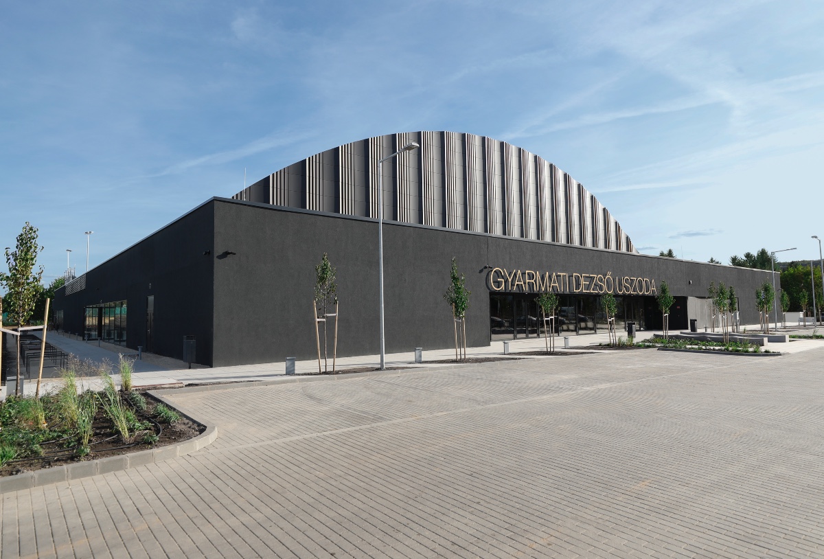 Megnyílt a Gyarmati Dezső Uszoda