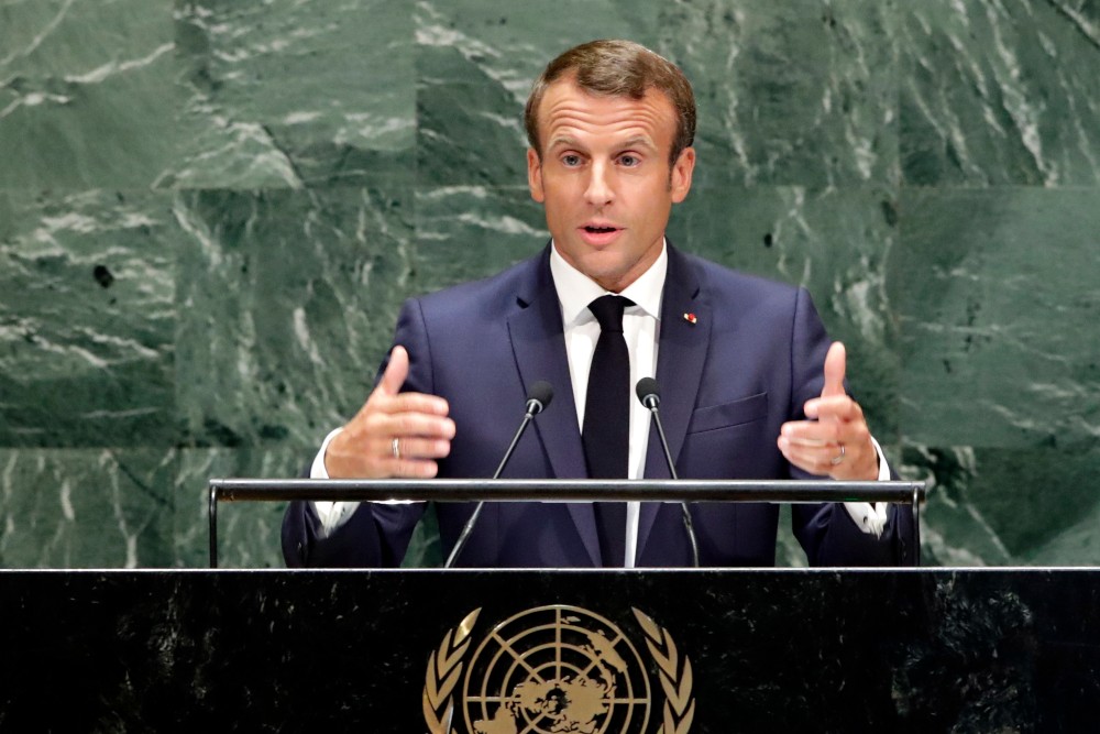 Macron szerint bátorságra van szükség