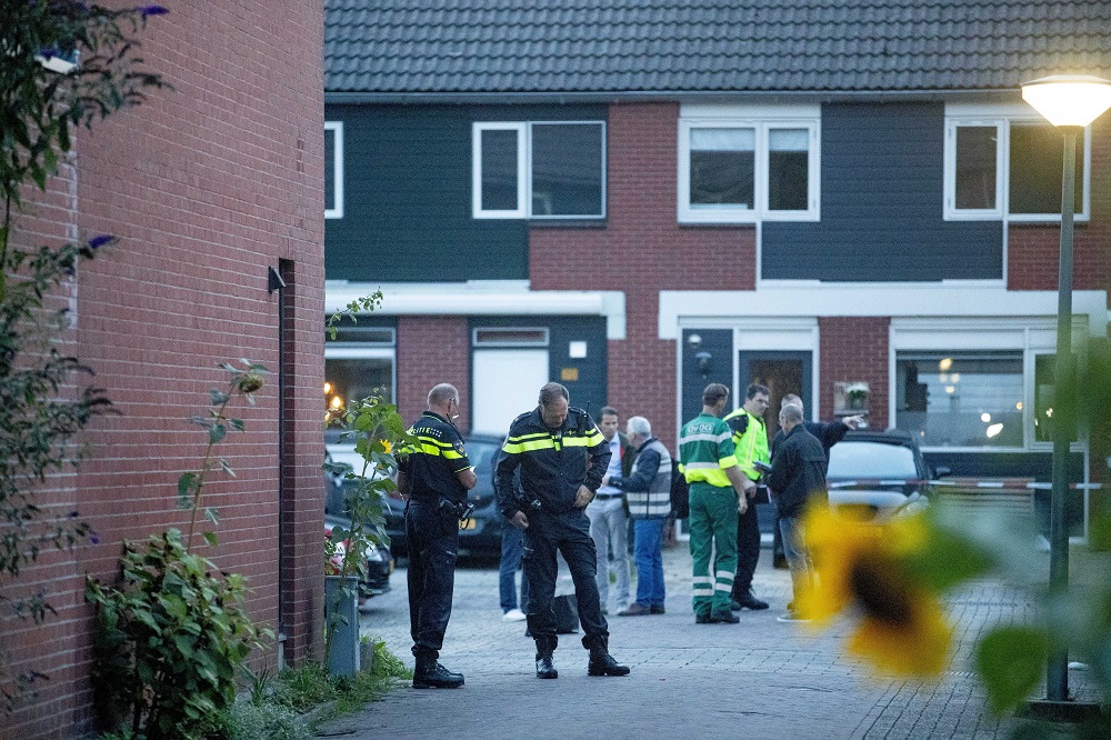 Egy rendőr végzett két gyerekével, majd magával Dordrechtben