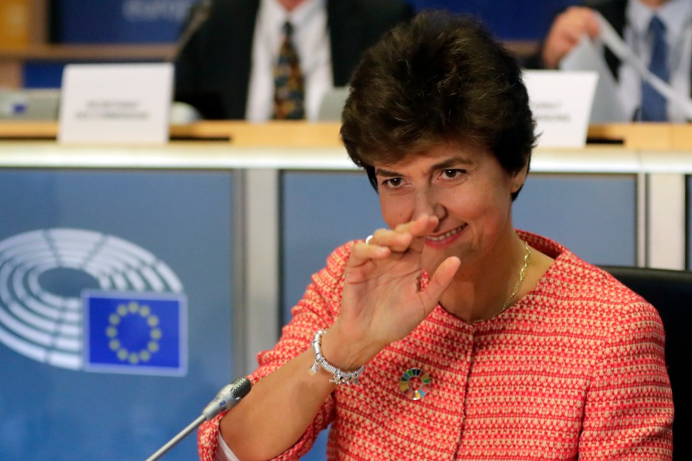 Mi áll a francia biztosjelölt elutasítása mögött?