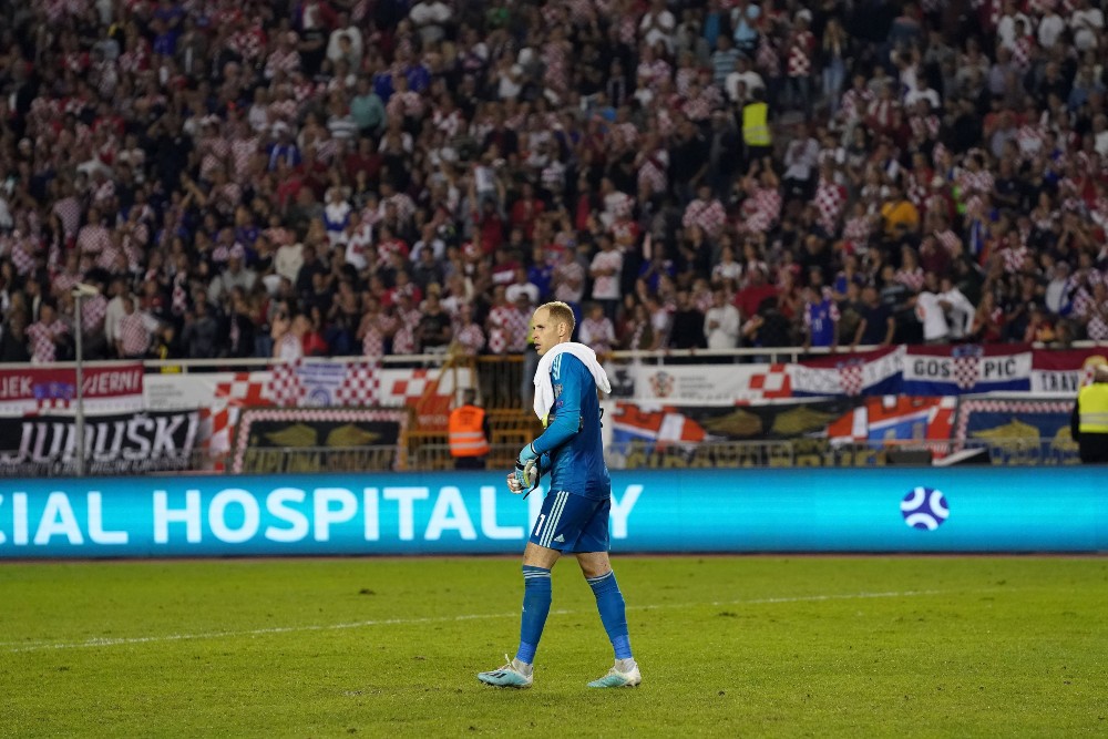 Sima vereség a horvátoktól