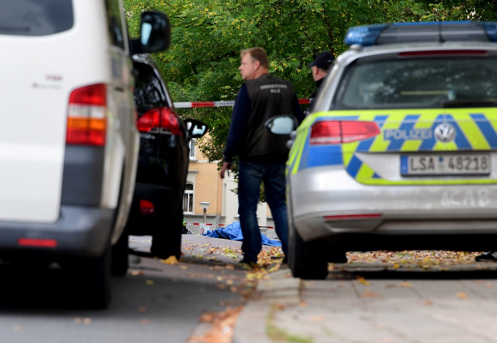 Szélsőjobboldali háttérről beszél Seehofer