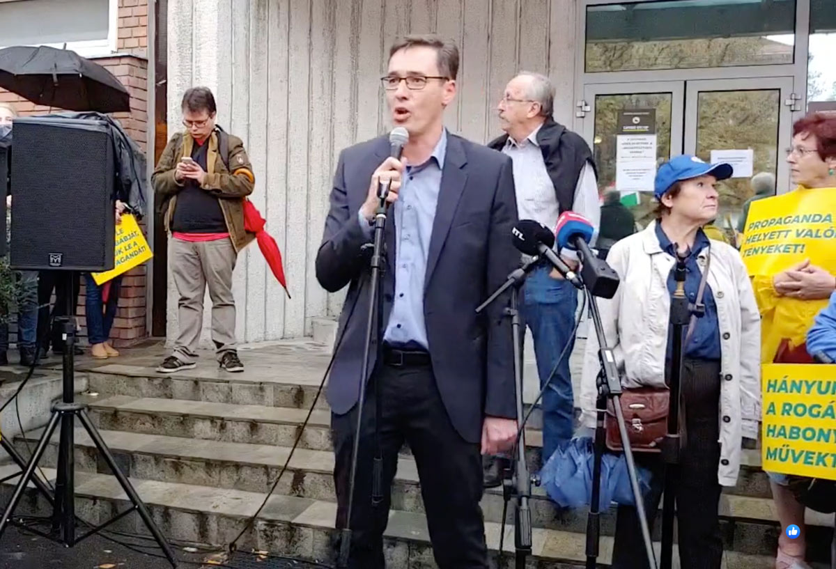 „Hányni akarunk” – skandálták Karácsony tüntetésén