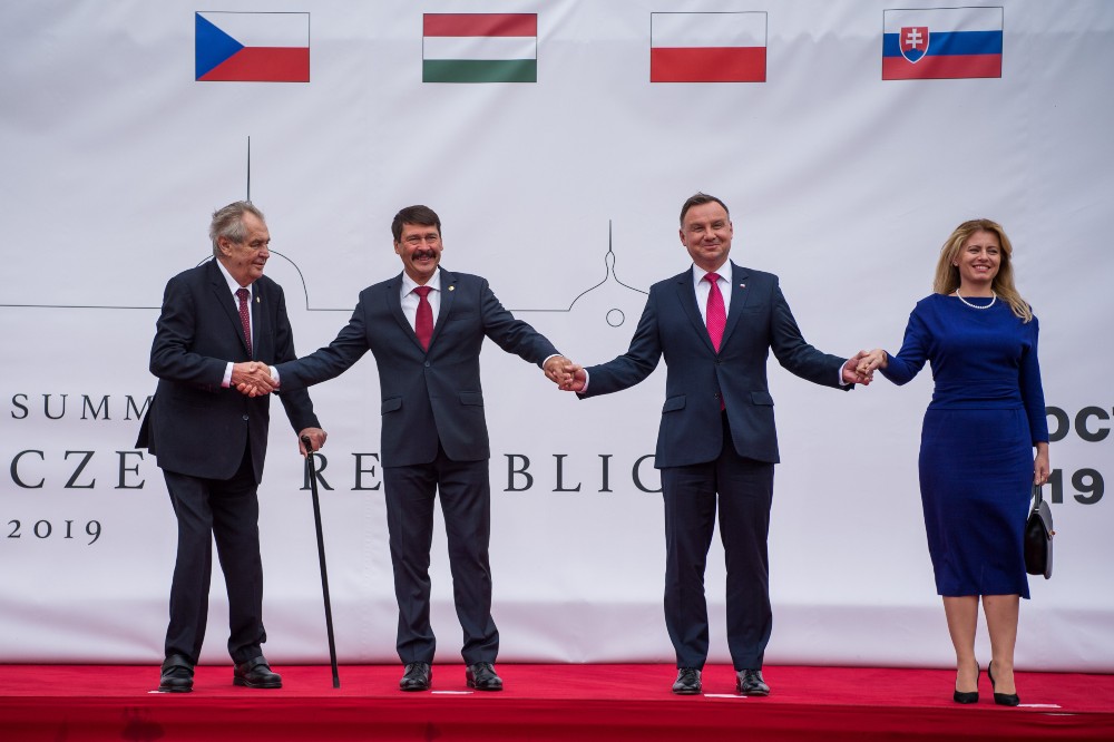Megkezdődött a visegrádi államfők találkozója