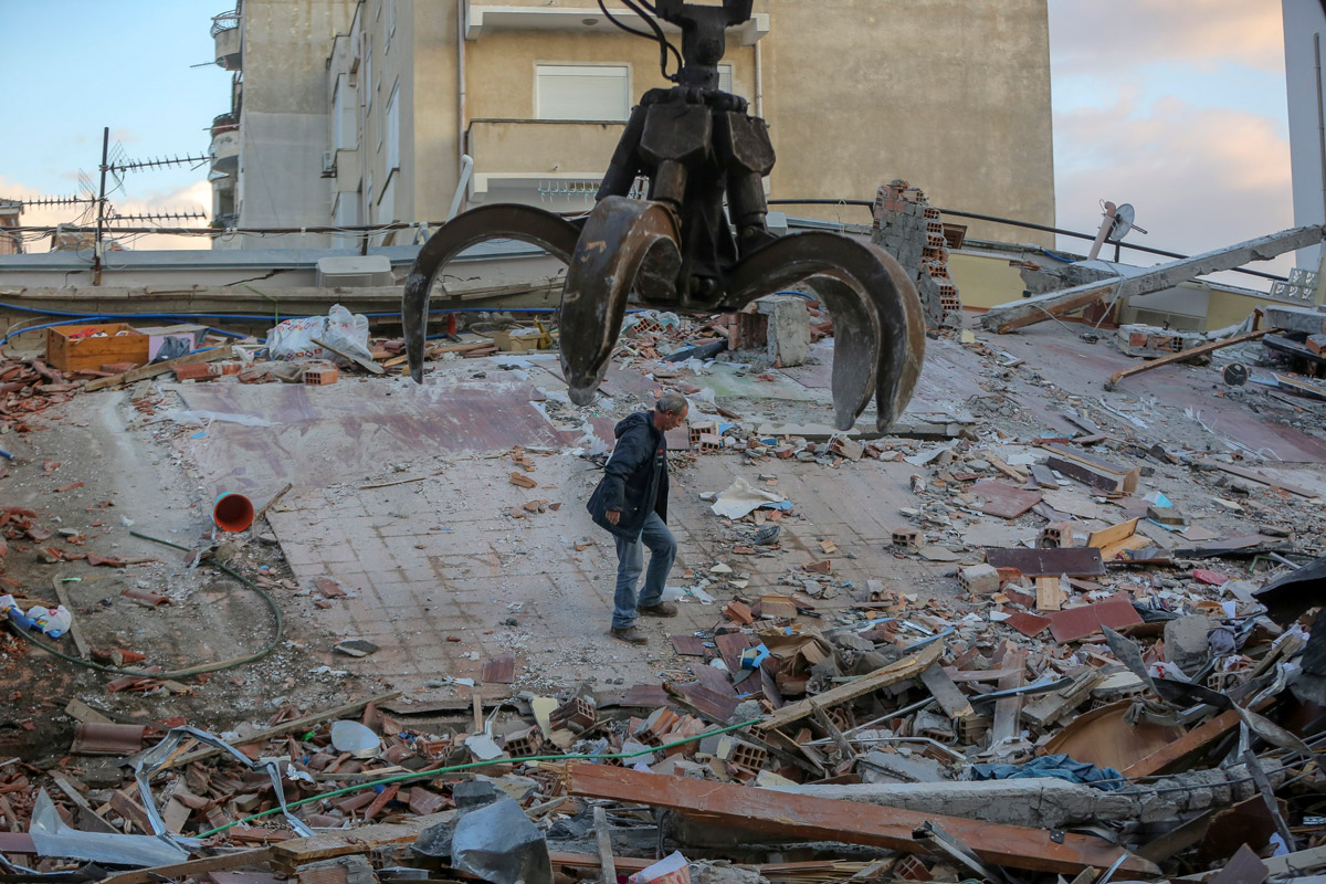 Az elsők között ajánlottunk segítséget Albániának