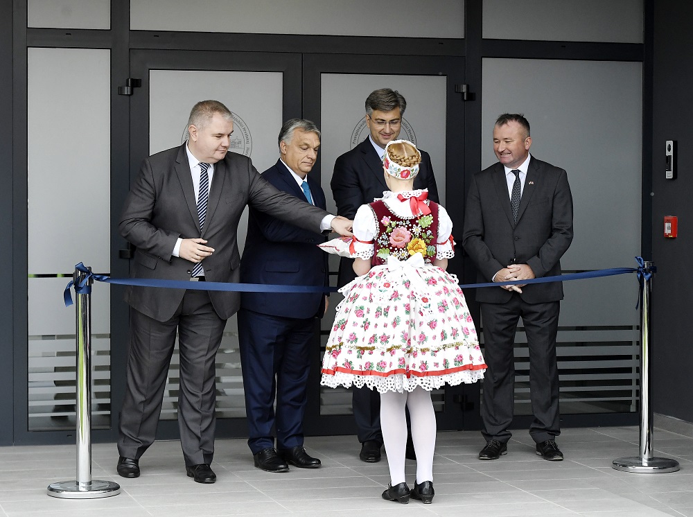 Össze kell kapcsolni Horvátországot és Magyarországot