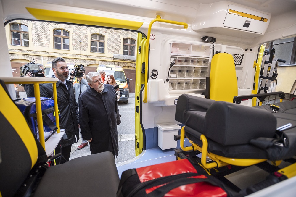 Jelentős erőfeszítések az életmentés fejlesztéséért