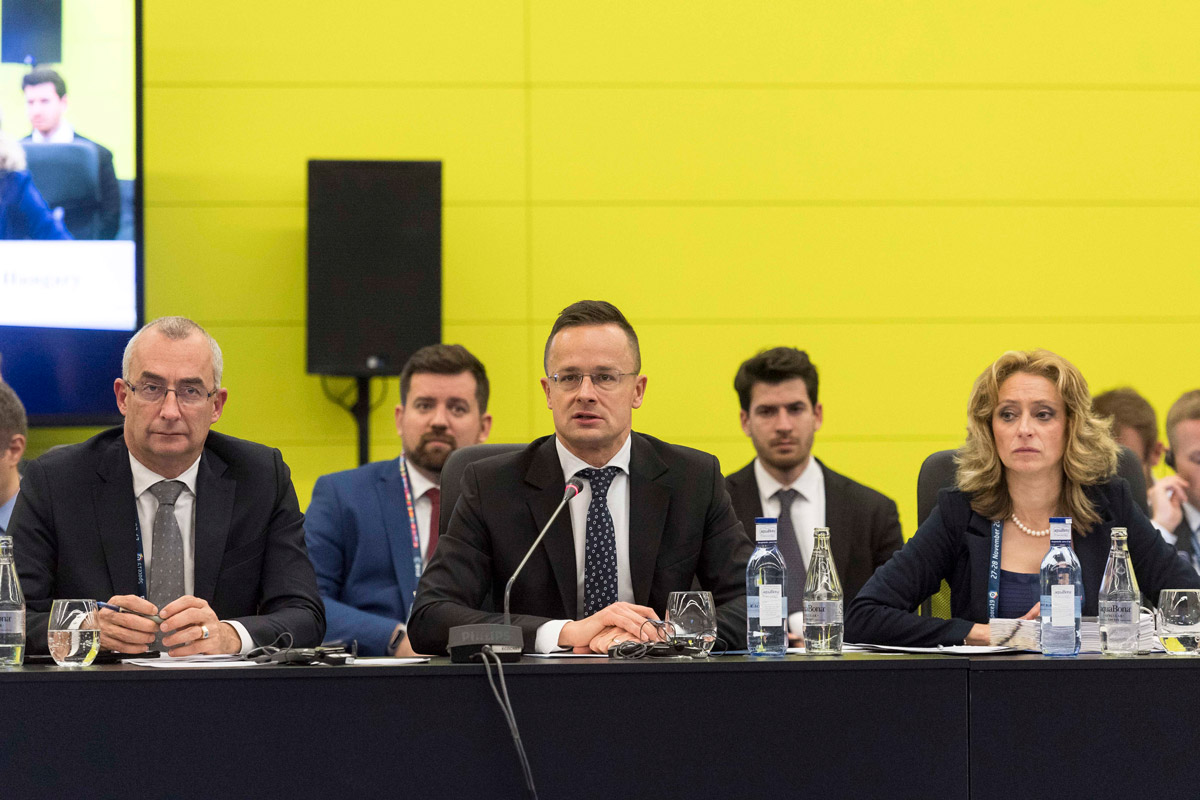 Magyarország 2024-ben űrhajóst küldhet az űrbe