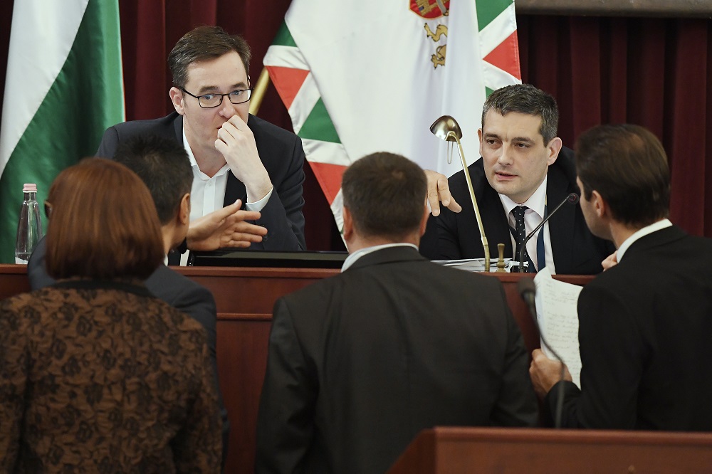 Fidesz: kórházstopot rendelt el a Fővárosi Közgyűlés