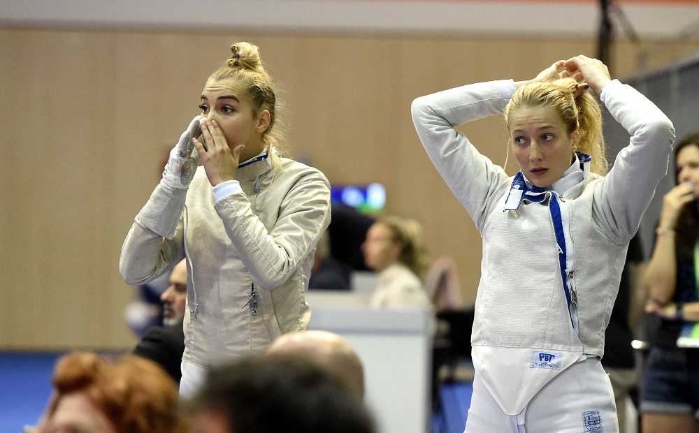 Ezüstérmes a női kardcsapat