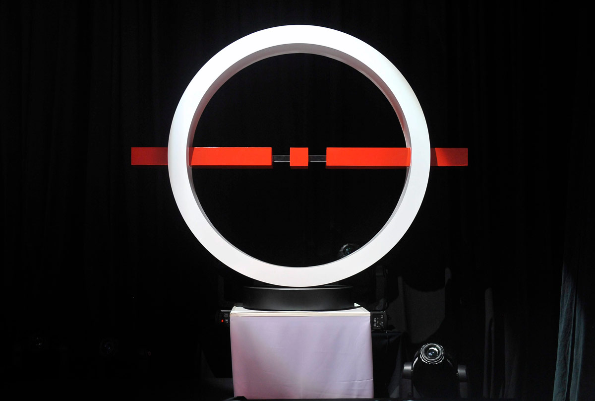 Szenteste a Kossuth Rádióval