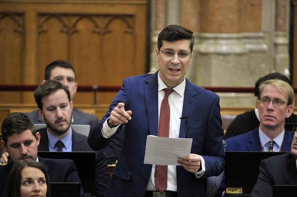 Jobbik: Orbán Viktor menjen fel a Puskás-stadion tetejére!